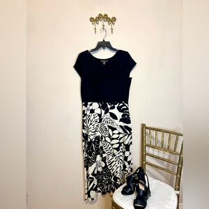 Tommy Bahama Black and White Maxi Dress